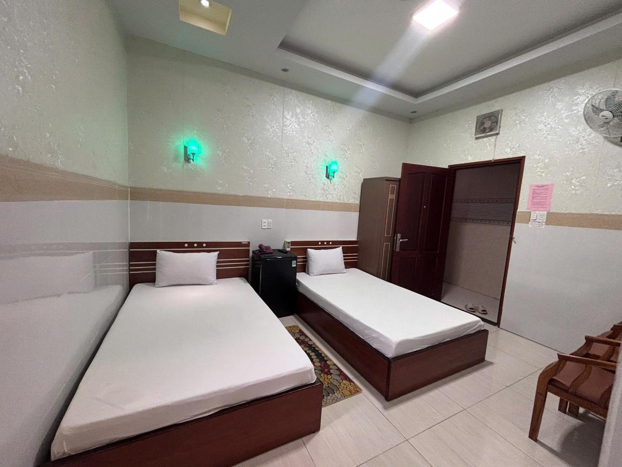 Khach San Kim Hung 2 Otel Bac Lieu Dış mekan fotoğraf
