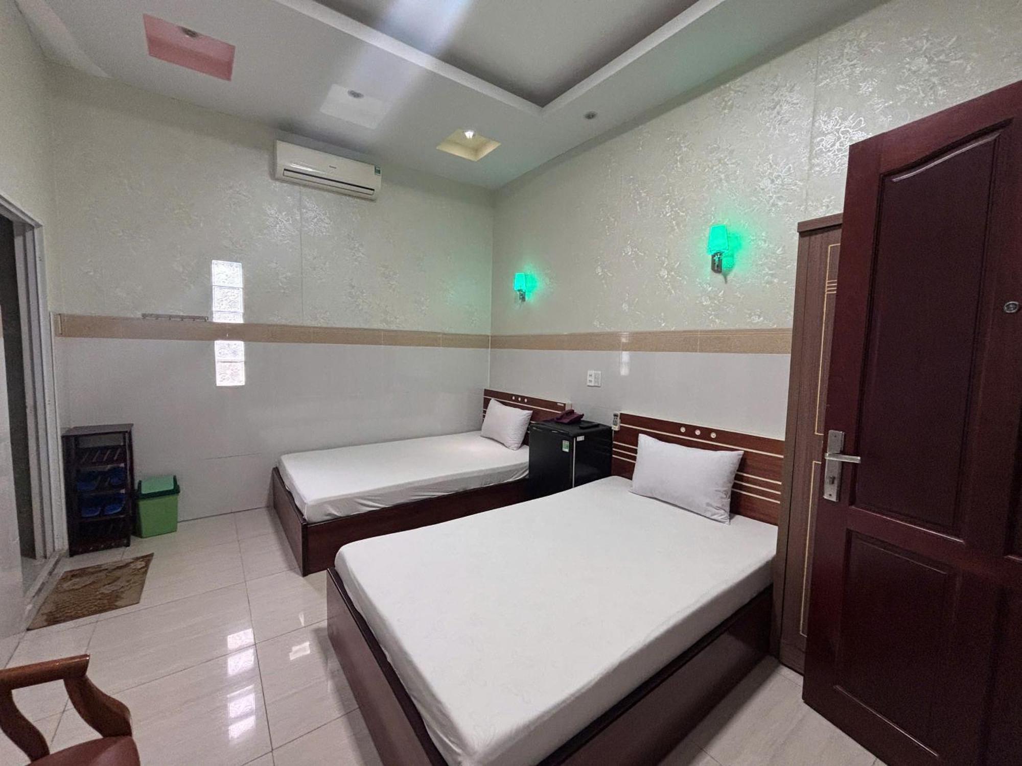Khach San Kim Hung 2 Otel Bac Lieu Dış mekan fotoğraf