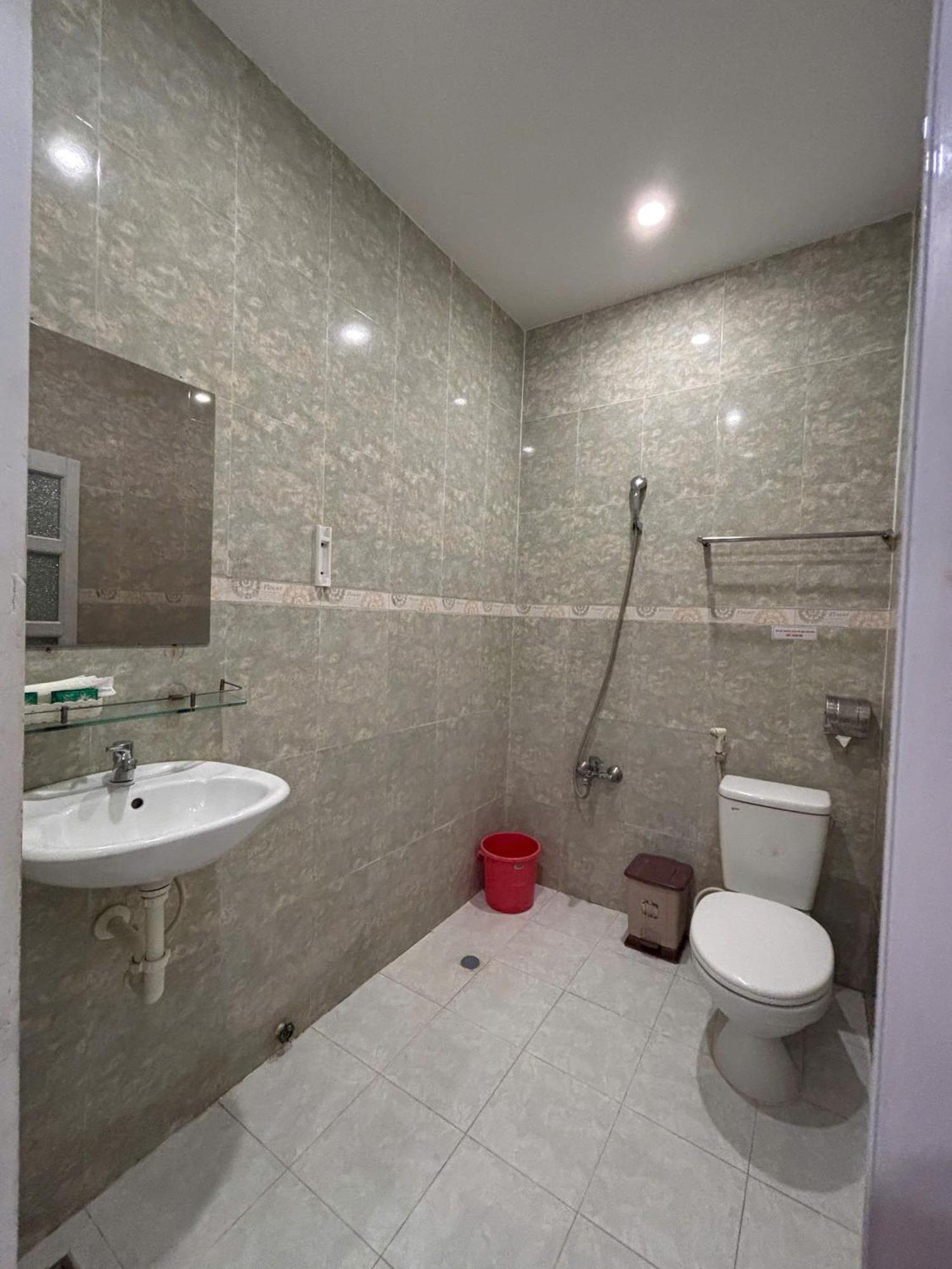Khach San Kim Hung 2 Otel Bac Lieu Dış mekan fotoğraf